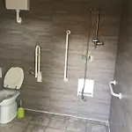 蒙托尔法诺露营地 2*