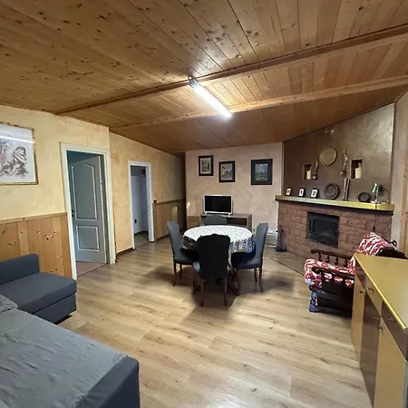 مكان تخييم Camping Montorfano Montorfano