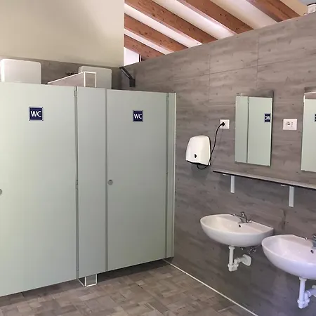 Campeggio Camping Montorfano 2*