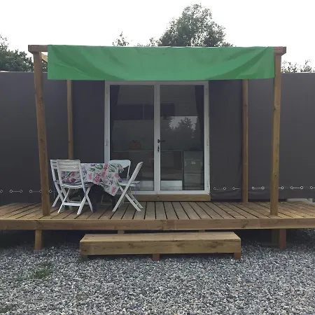 مكان تخييم Camping Montorfano