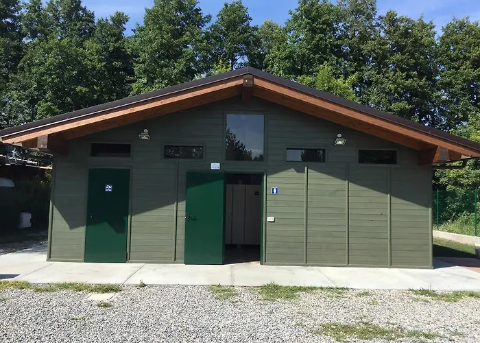 Camping Montorfano 2*