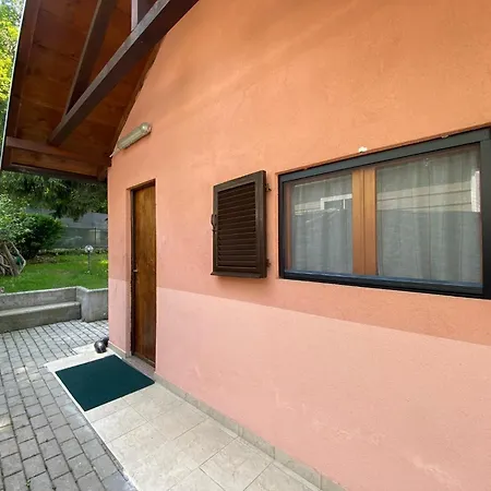 Camping Montorfano 2*