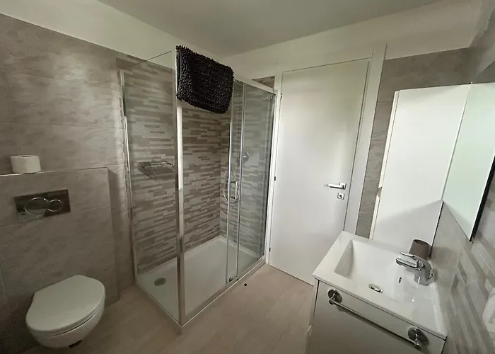 Camping Montorfano 2*