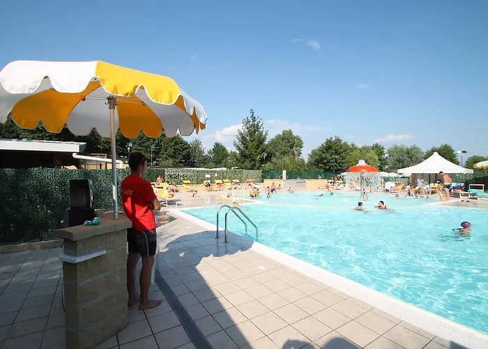 Camping Montorfano 2* Montorfano